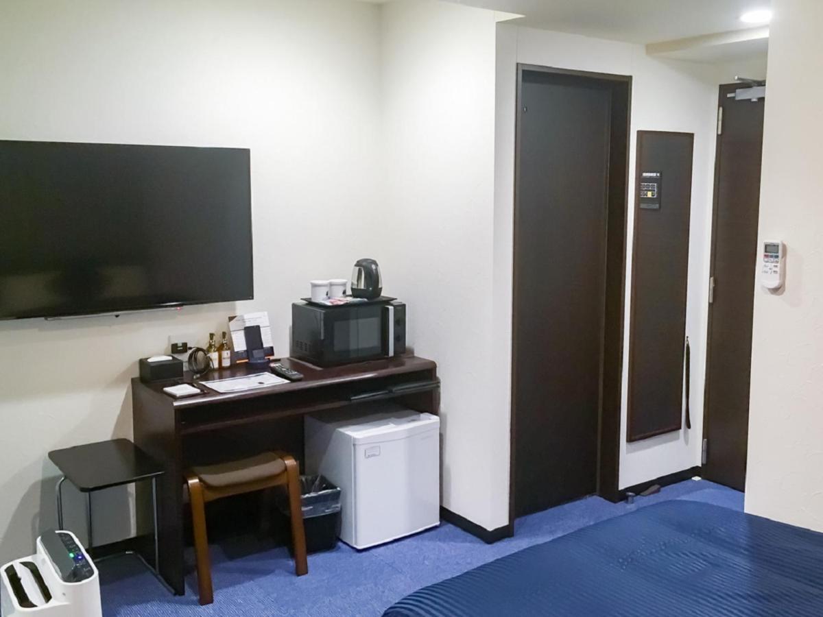 Hotel Livemax Yokkaichi Ekimae Exterior foto